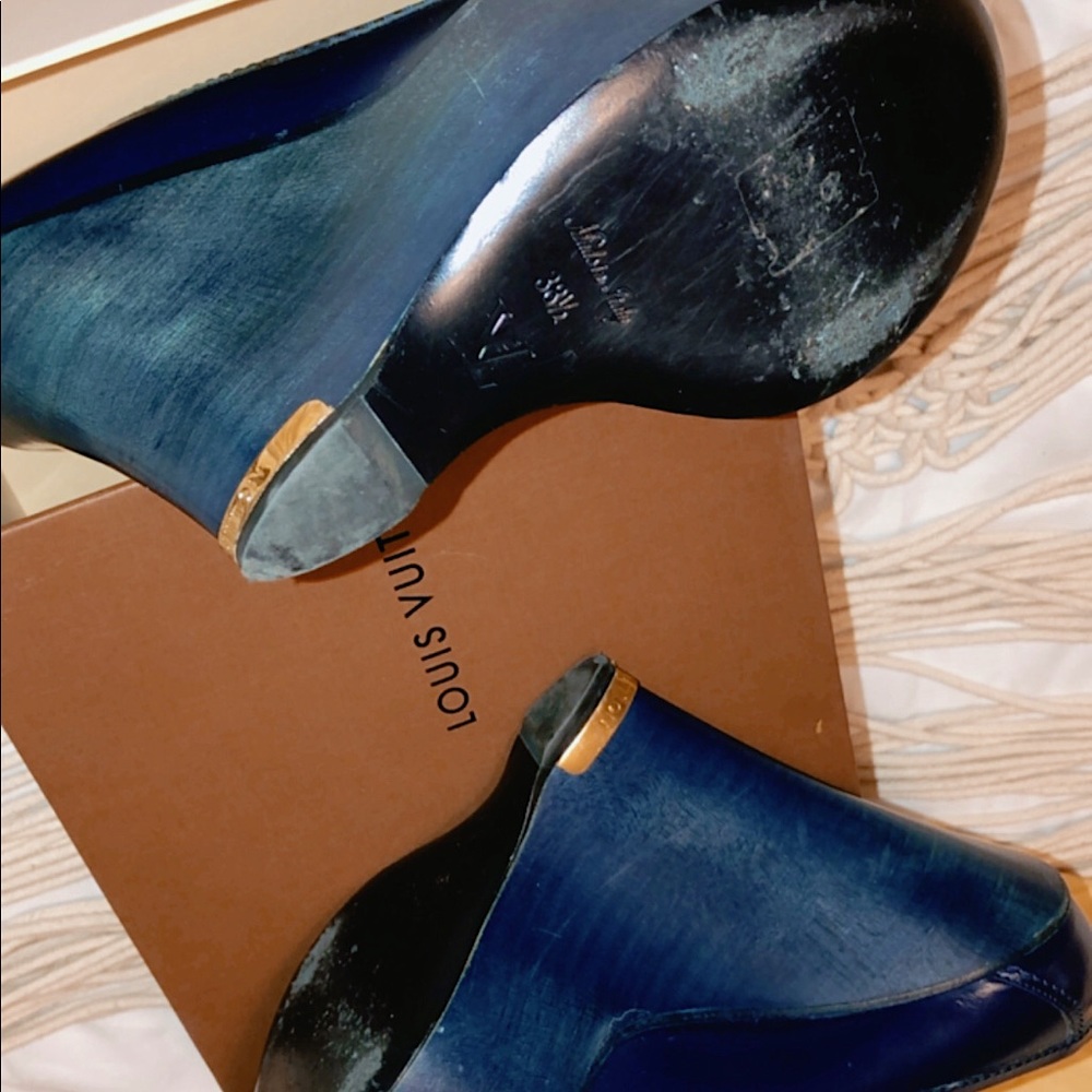 Louis Vuitton Loafer Pumps - Picture 2 of 9